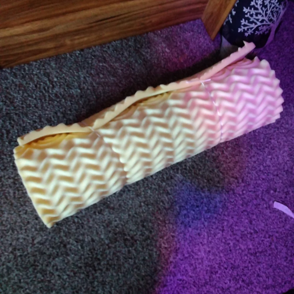 Egg crate mattress topper twin size
